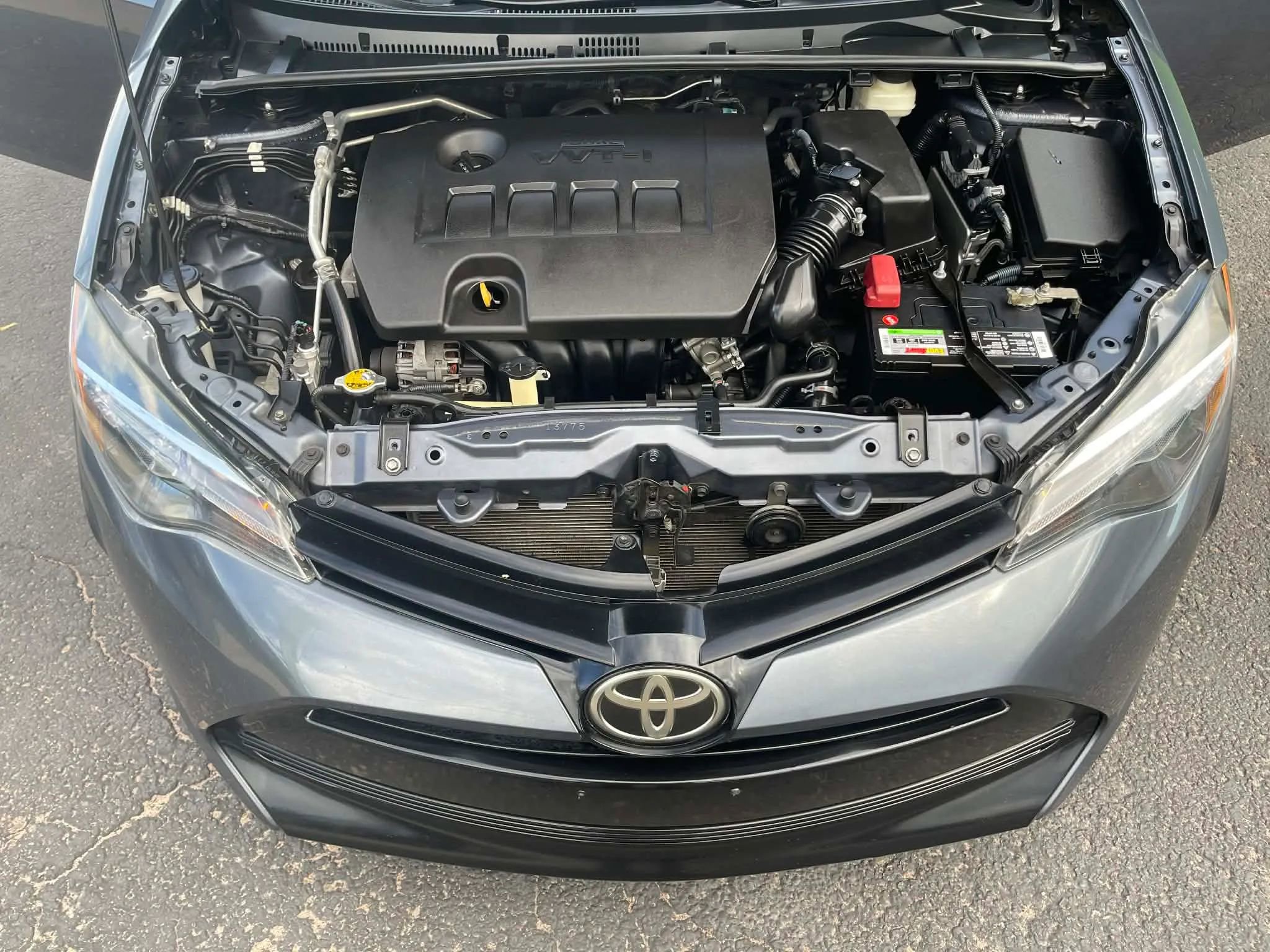 Used 2017 Toyota Corolla SE FWD image 24