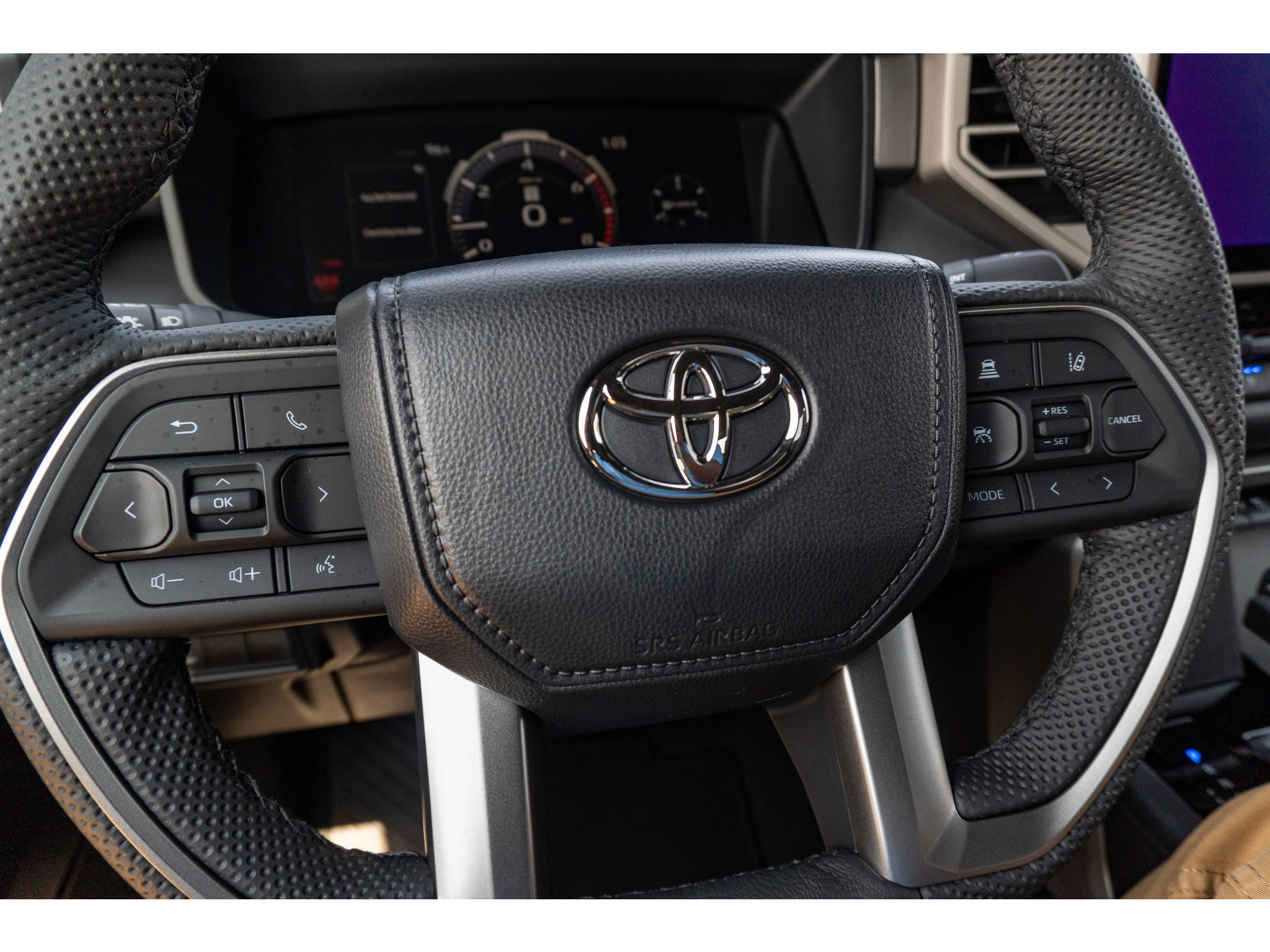 New 2026 Toyota Tundra Limited AWD/4WD image 29