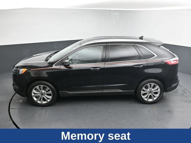 Certified 2024 Ford Edge Titanium AWD/4WD image 17
