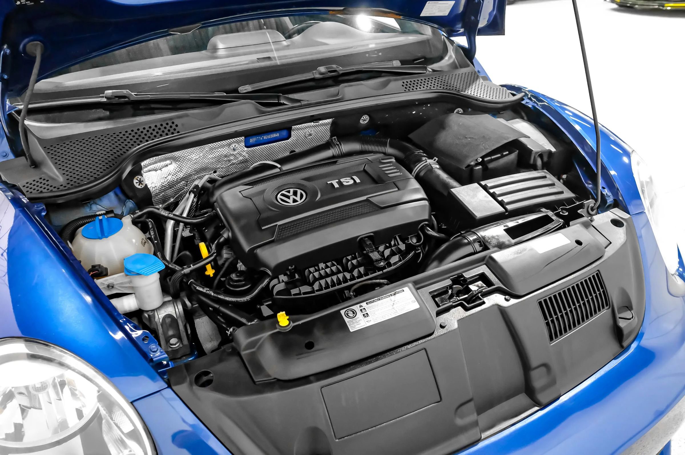 Used 2014 Volkswagen Beetle GSR image 47