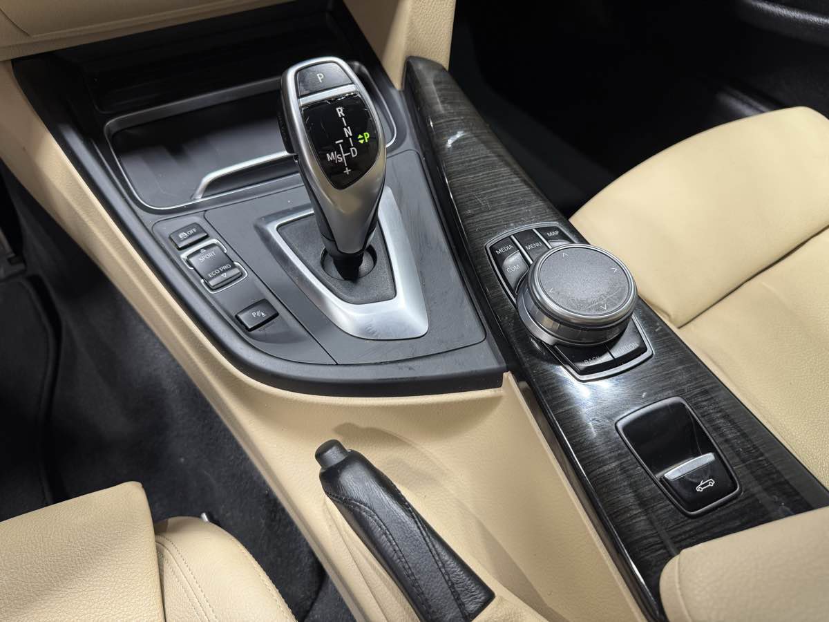 Used 2019 BMW 430i xDrive Convertible w/ Convenience Package AWD/4WD image 16