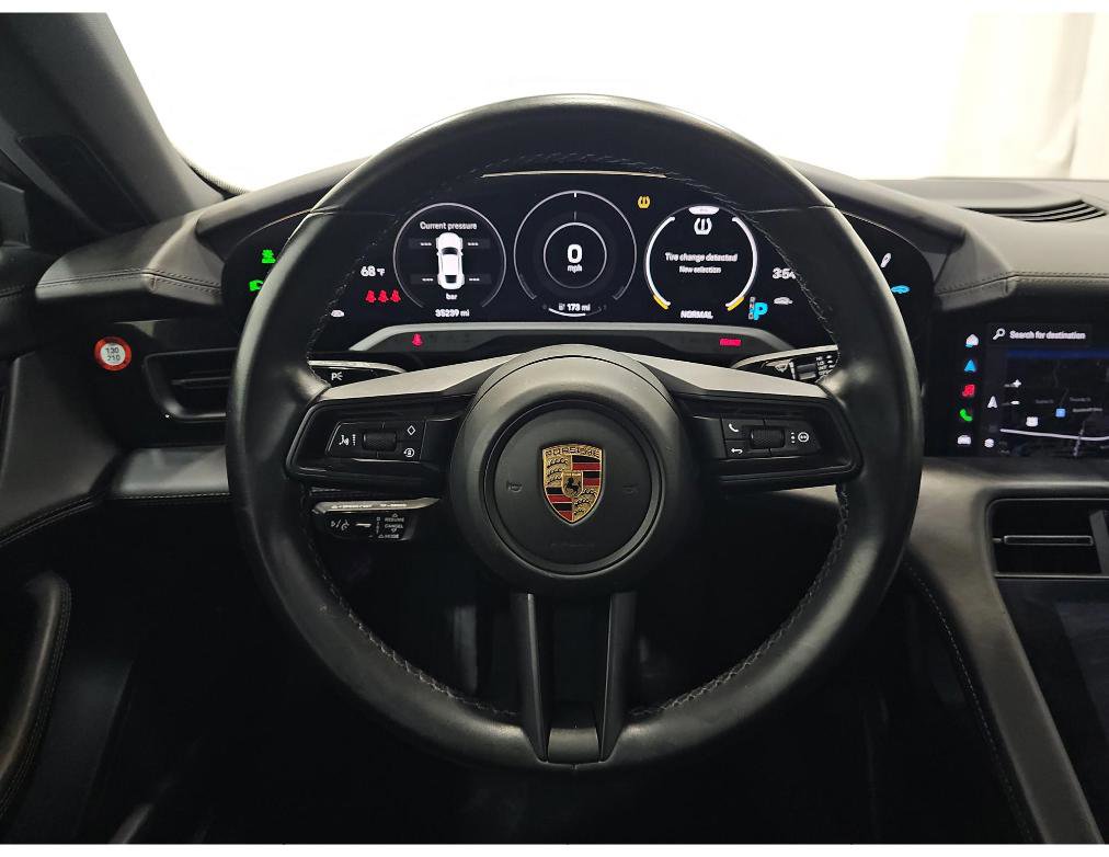 Used 2023 Porsche Taycan 4S w/ Premium Package AWD/4WD image 10