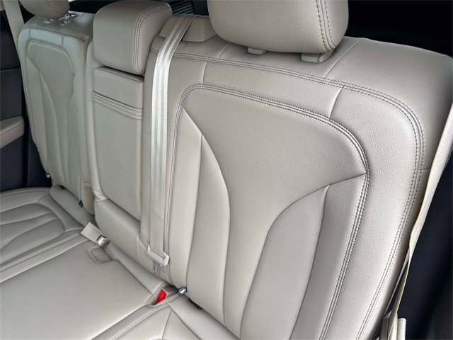 Used 2022 Lincoln Nautilus FWD image 12