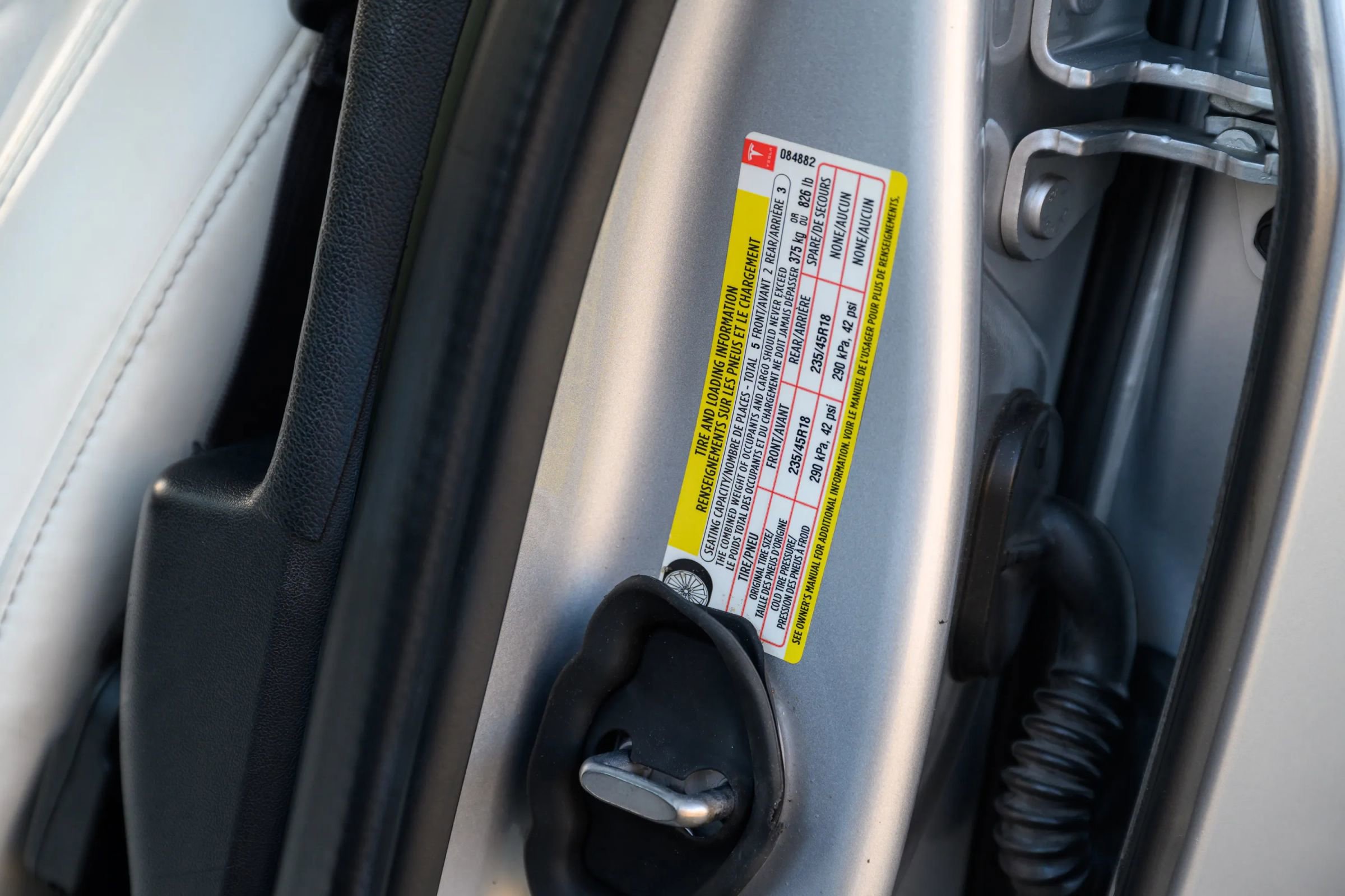 Used 2018 Tesla Model 3 Long Range image 95