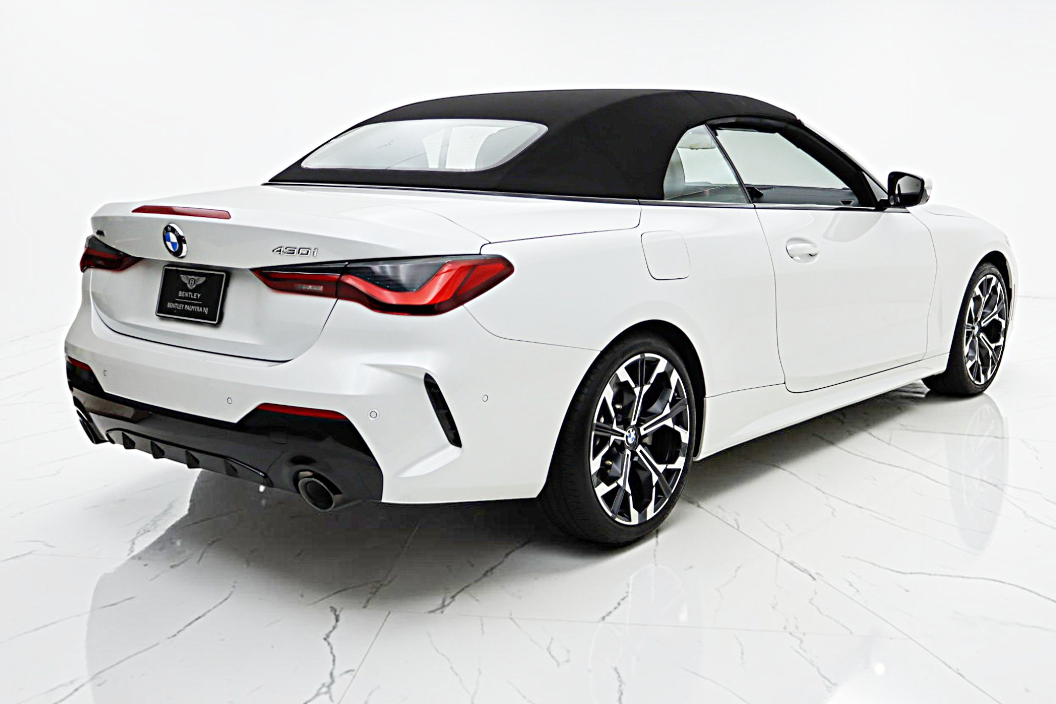 Used 2026 BMW 430i xDrive Convertible w/ M Sport Package AWD/4WD image 25