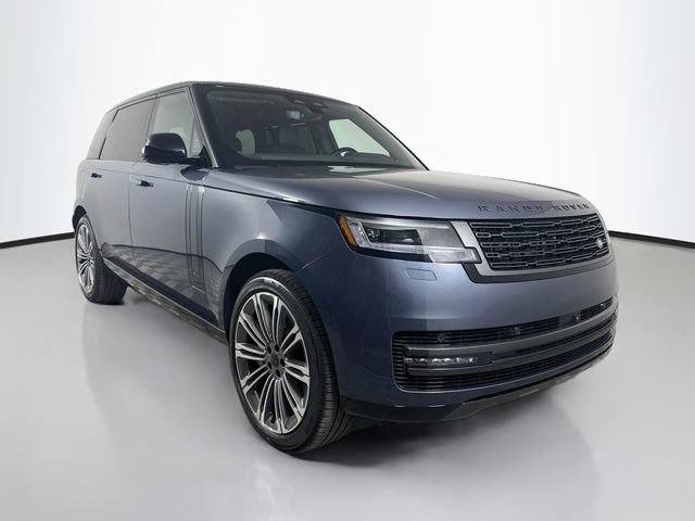 New 2026 Land Rover Range Rover Long Wheelbase SE AWD/4WD image 3