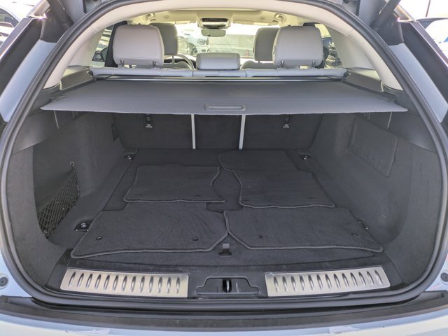 Used 2025 Land Rover Range Rover Velar Dynamic SE image 11