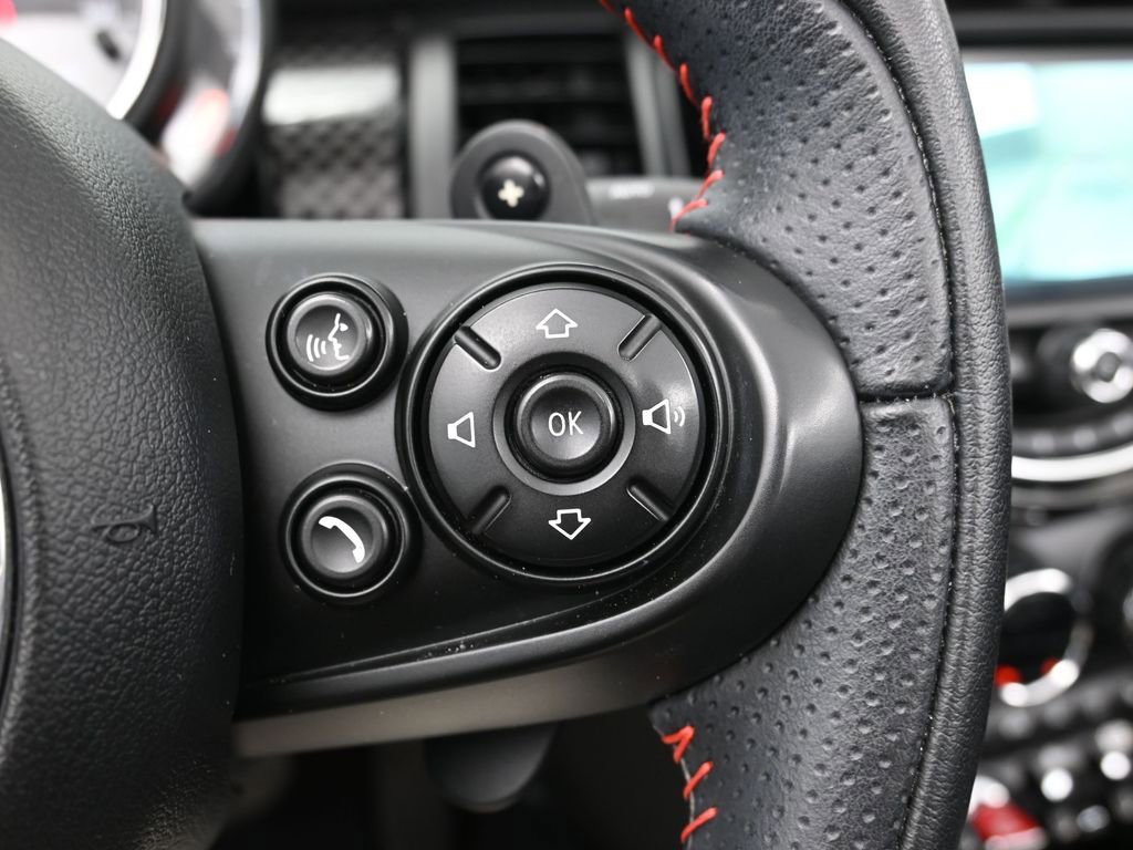 Used 2019 MINI Cooper S image 24