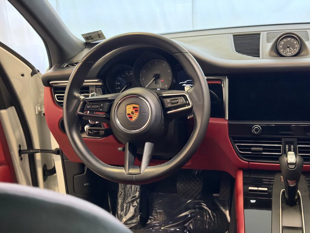 Certified 2023 Porsche Macan S AWD/4WD image 20