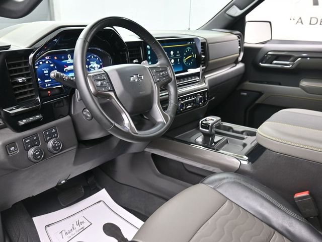 Used 2024 Chevrolet Silverado 1500 ZR2 w/ Technology Package image 14
