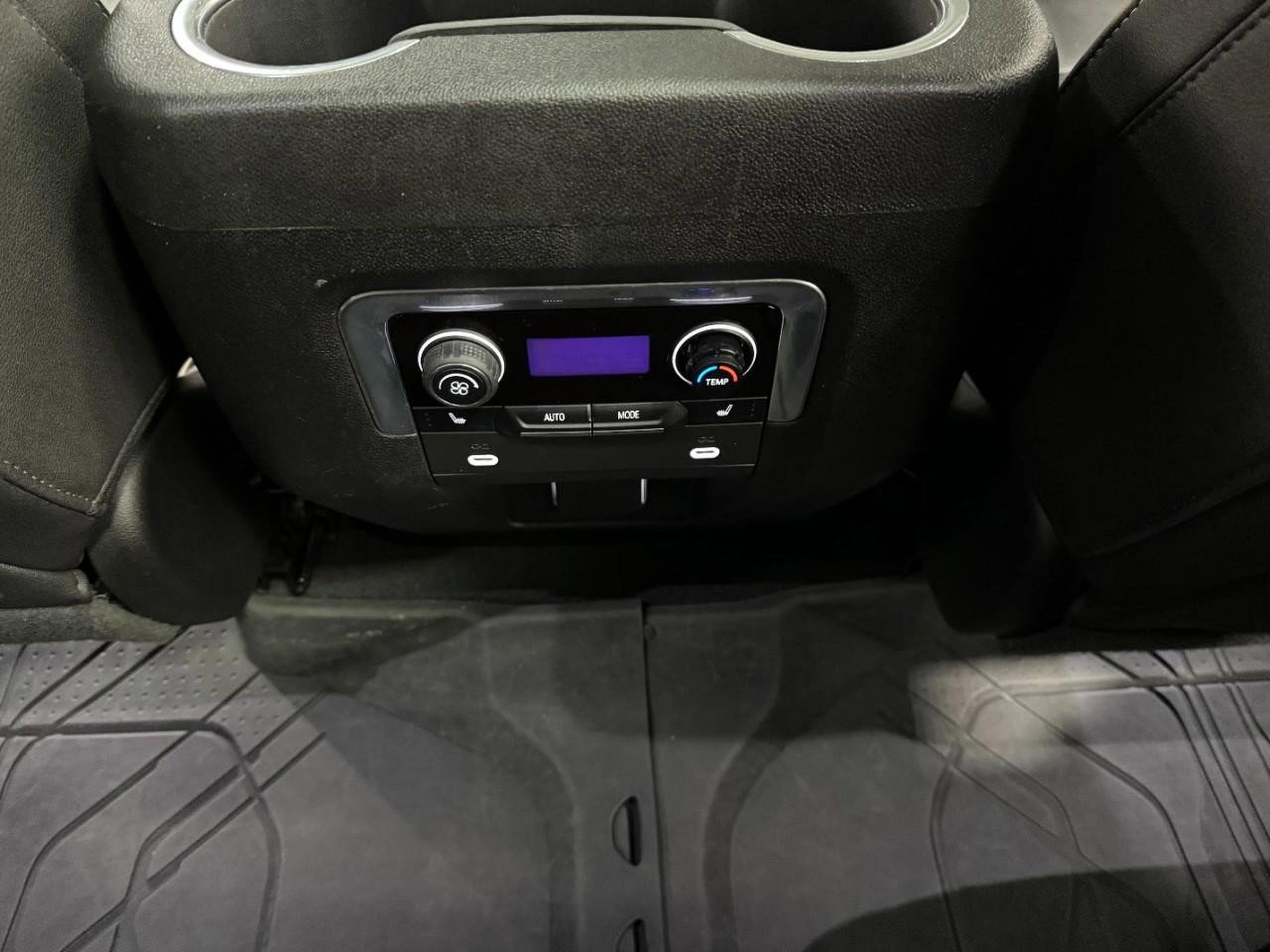 Used 2022 Chevrolet Tahoe Premier image 13