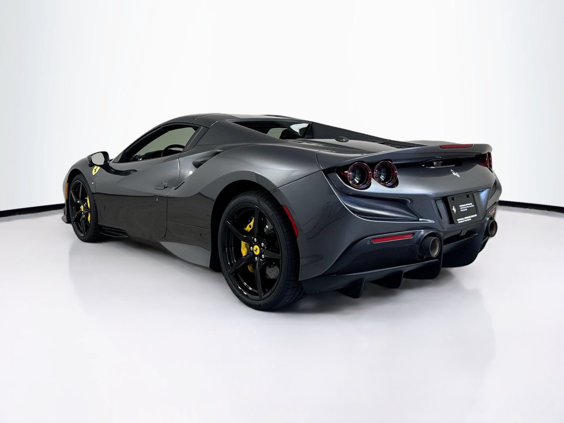 Certified 2022 Ferrari F8 Tributo RWD image 5