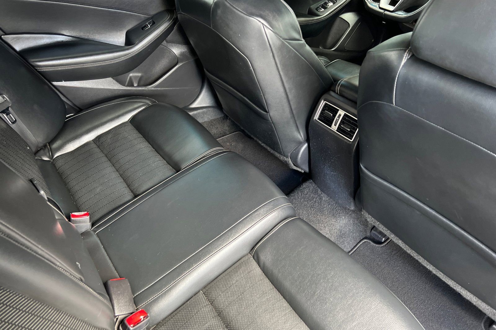 Used 2018 Nissan Maxima 3.5 SV image 16