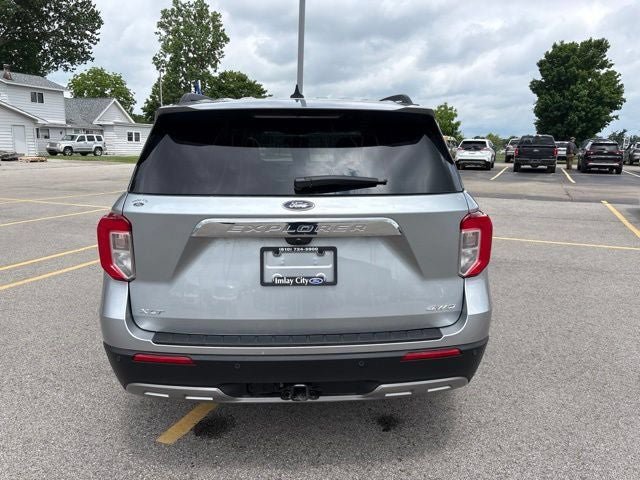 Used 2023 Ford Explorer XLT w/ Equipment Group 202A AWD/4WD image 14