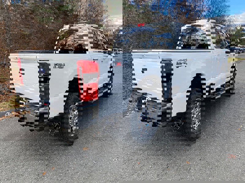 New 2026 Ford F350 Lariat w/ Lariat Premium Package image 7
