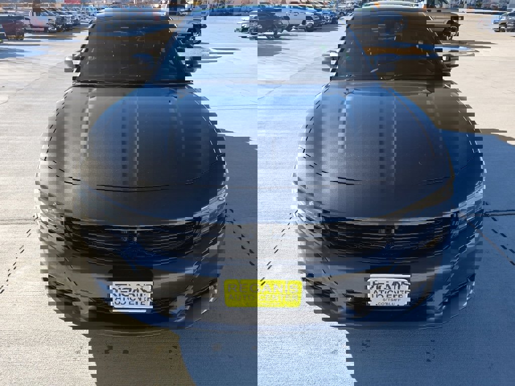 Used 2016 Dodge Charger SXT w/ AWD Plus Group image 2