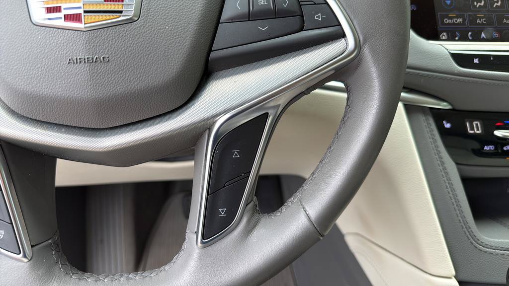 Certified 2024 Cadillac XT5 Premium Luxury w/ Technology Package AWD/4WD image 34