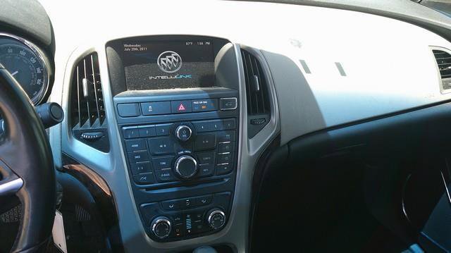 Used 2012 Buick Verano Convenience FWD image 7