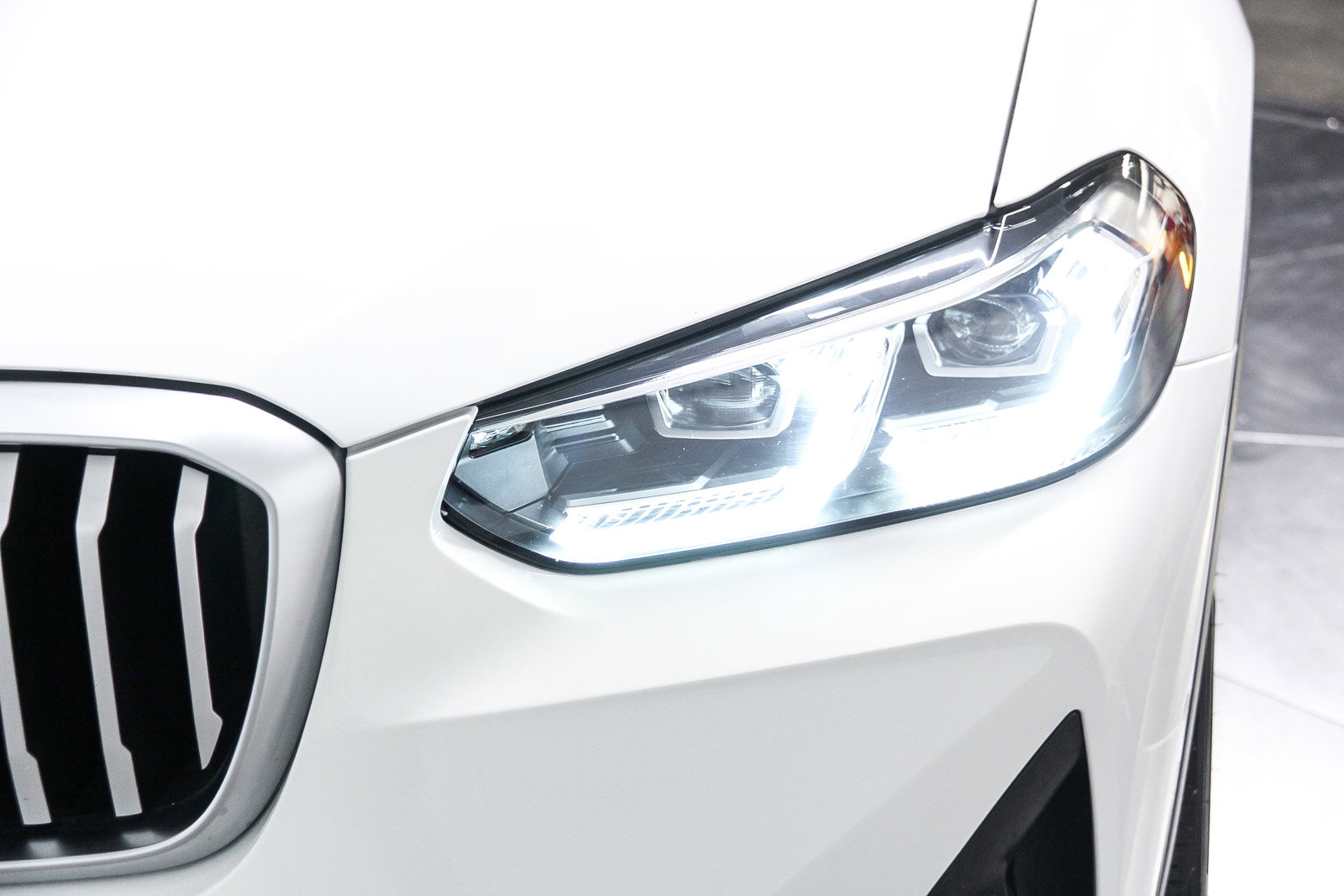 Certified 2023 BMW X3 sDrive30i w/ Premium Package image 10