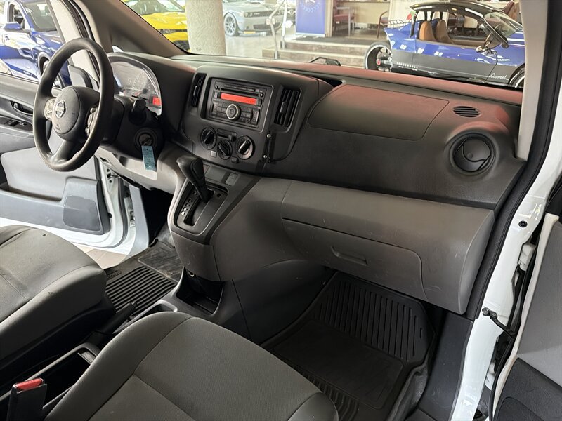 Used 2015 Nissan NV200 S w/ Cruise Control Package FWD image 19