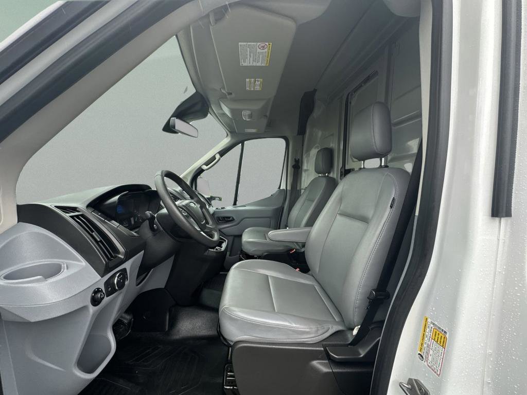Used 2019 Ford Transit 150 148 Medium Roof RWD image 28