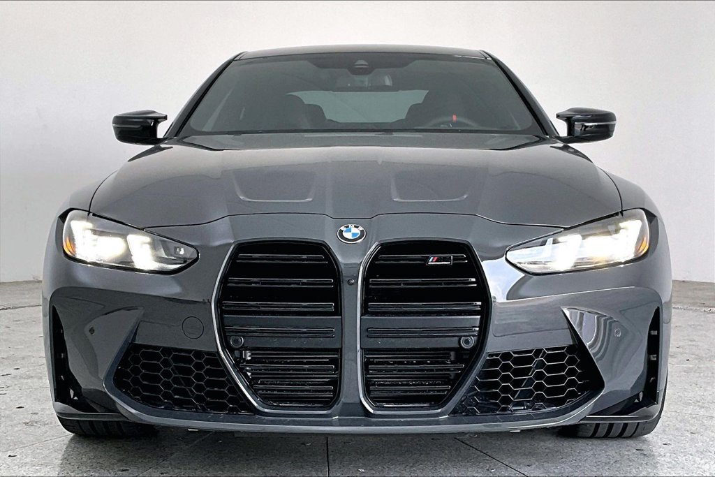 Used 2027 BMW M4 Competition RWD image 3