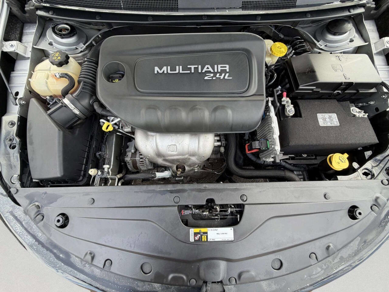 Used 2016 Chrysler 200 S w/ Comfort Group image 28