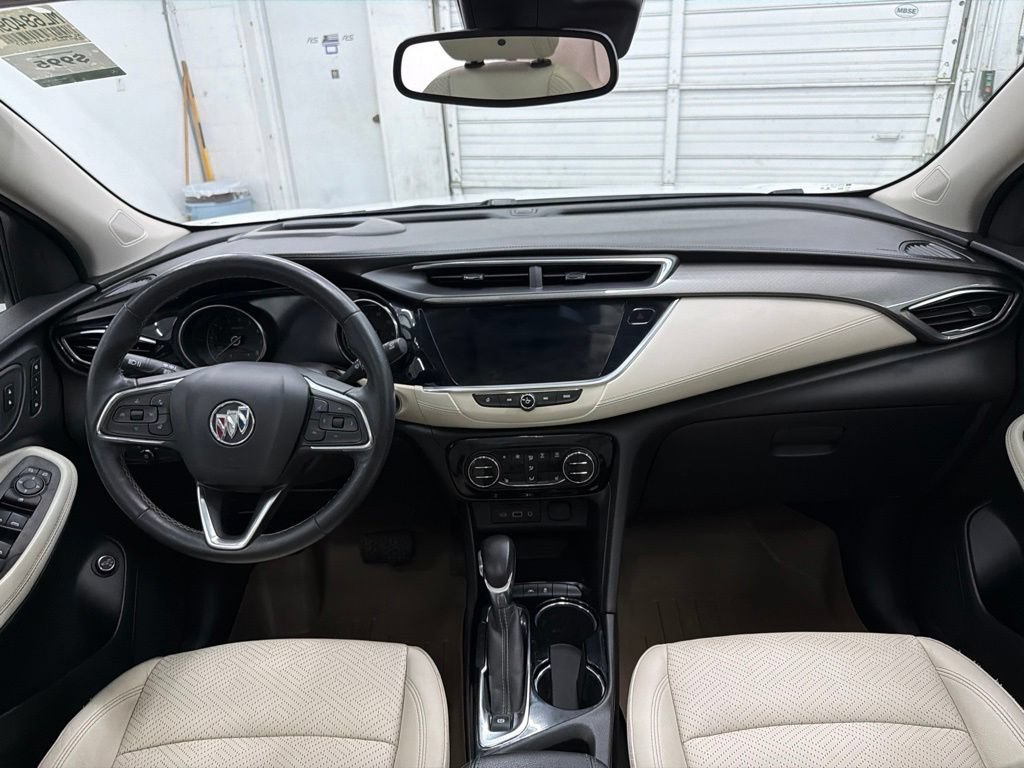 Used 2020 Buick Encore GX Essence w/ Experience Buick Package FWD image 27