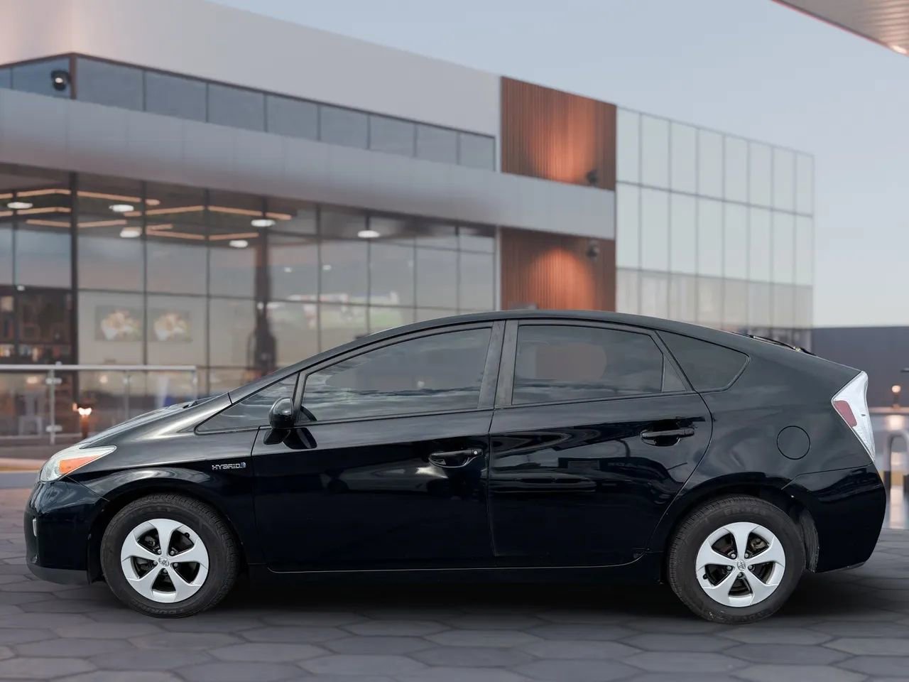 Used 2014 Toyota Prius Two image 5