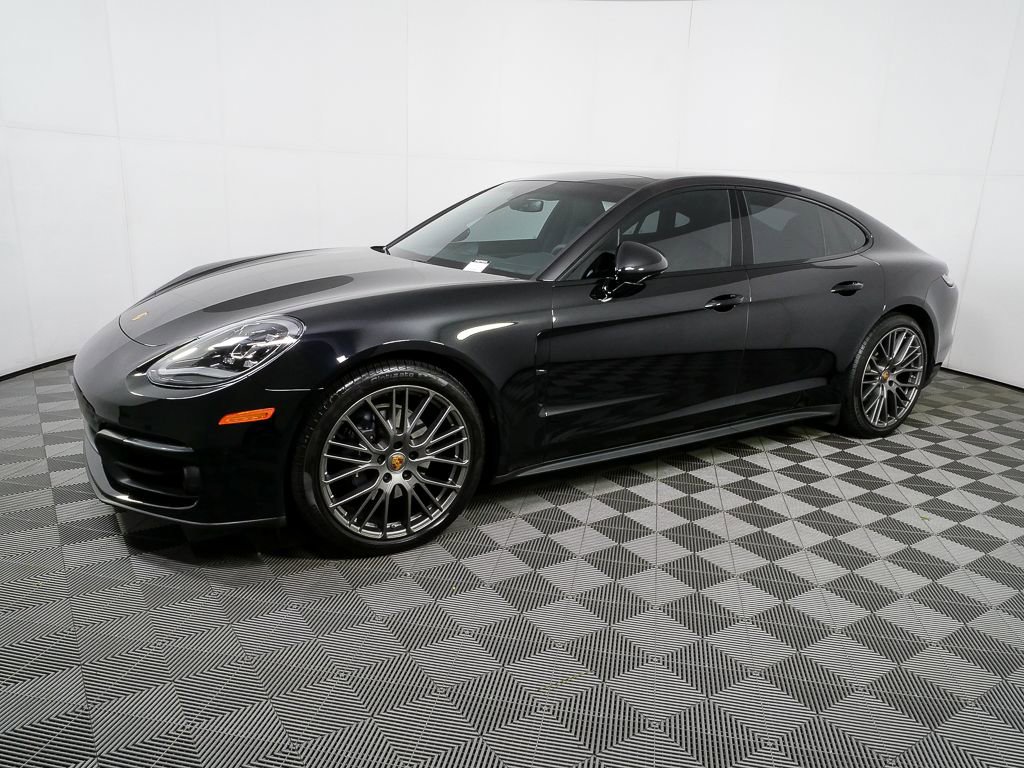 Certified 2023 Porsche Panamera Platinum Edition image 2