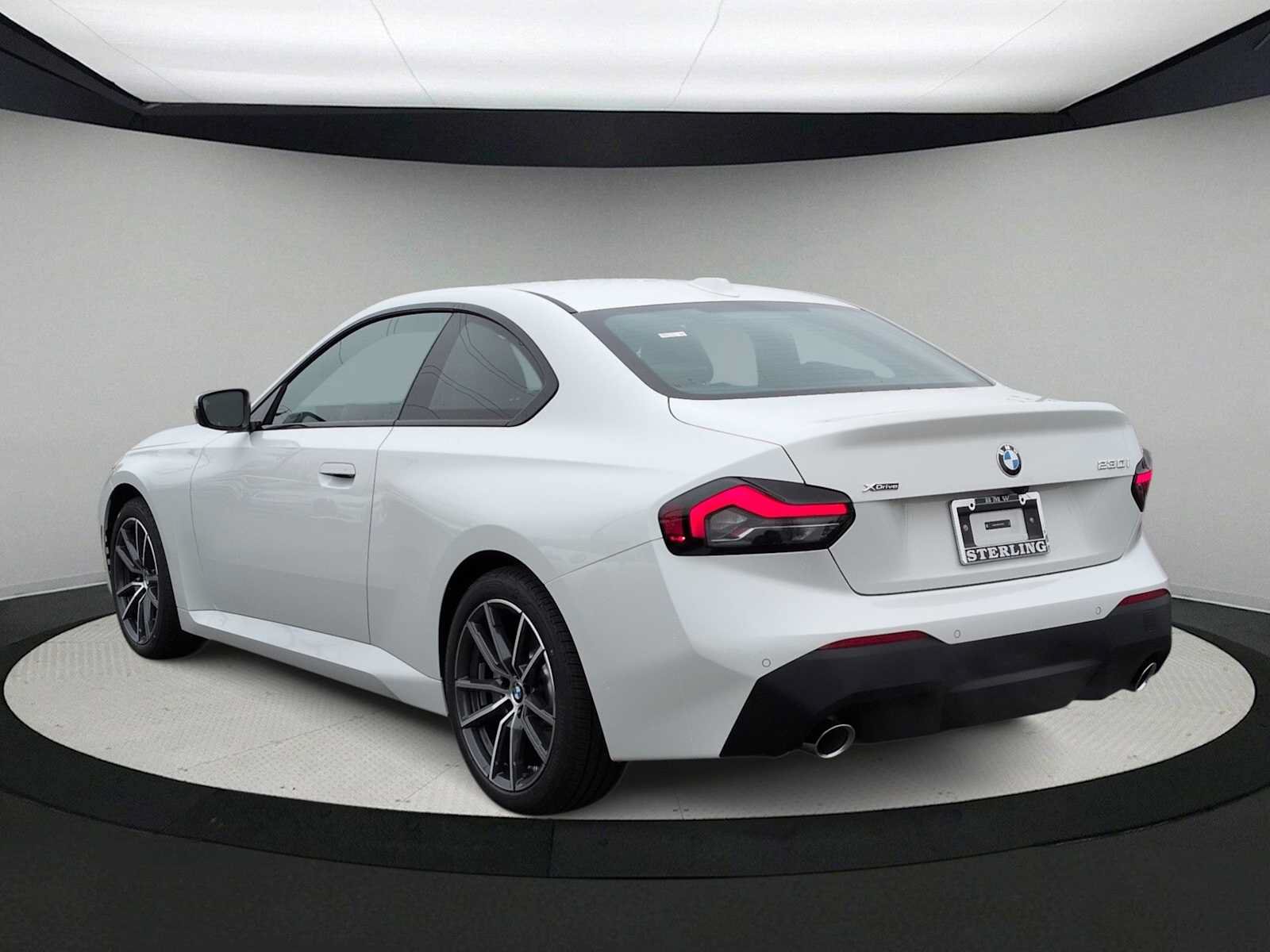 Used 2026 BMW 230i xDrive Coupe w/ Convenience Package AWD/4WD image 6