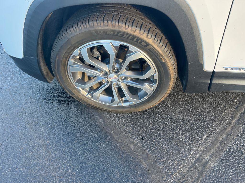 Used 2018 GMC Terrain SLT image 35