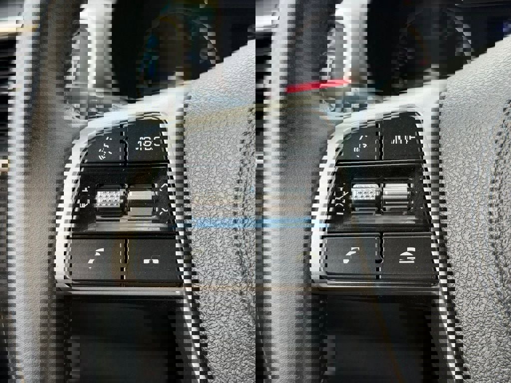 Used 2020 Kia Sorento LX w/ LX I4 Convenience Package image 35