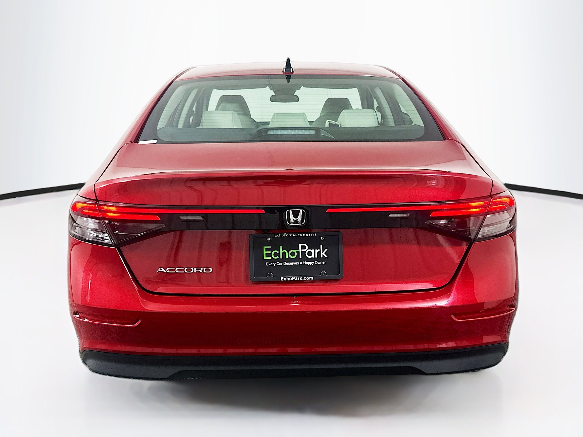 Used 2025 Honda Accord SE image 7