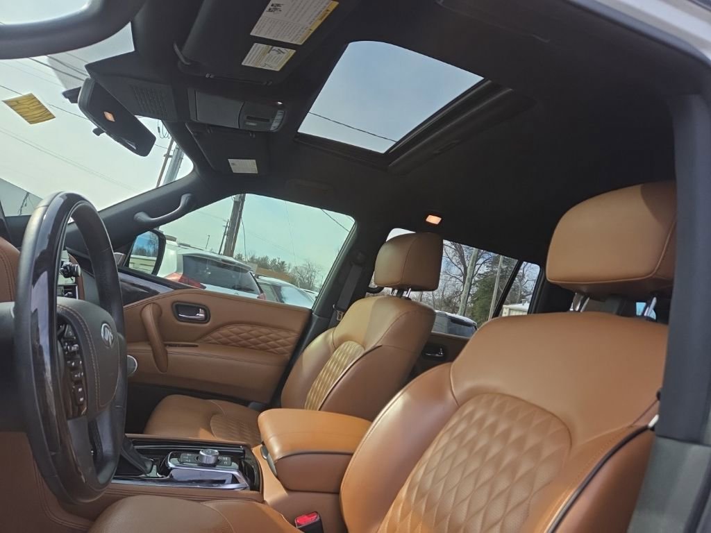 Used 2023 INFINITI QX80 Sensory w/ All-Season Package image 21