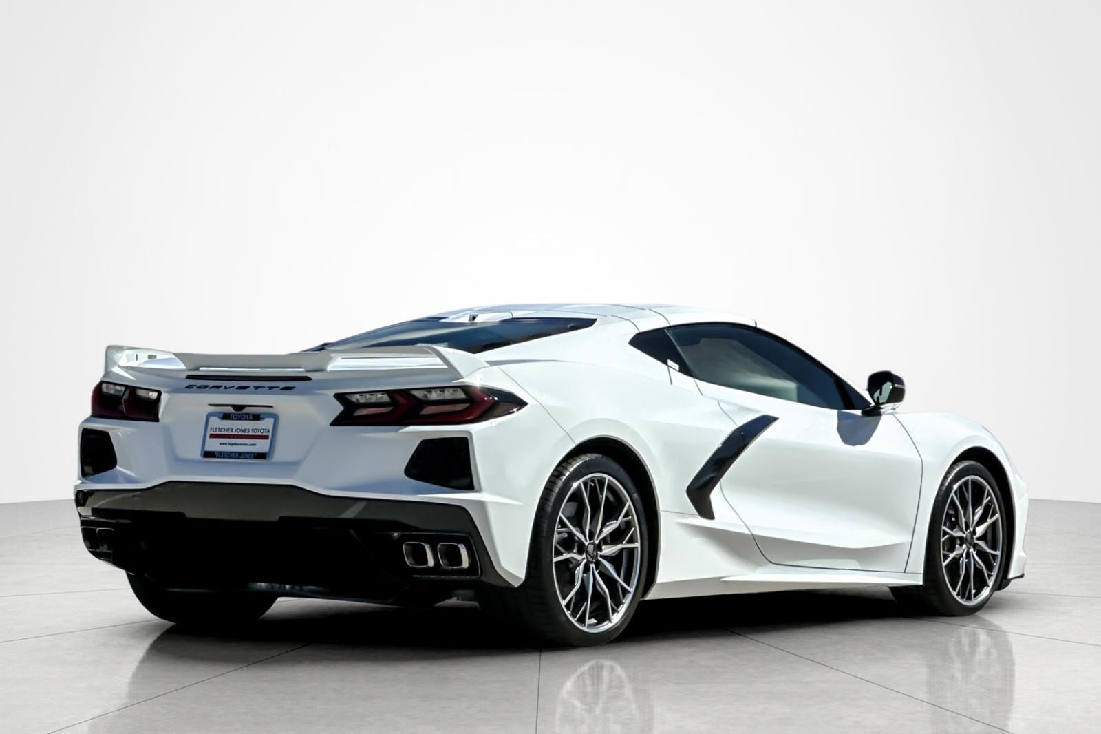 Used 2024 Chevrolet Corvette Stingray Preferred Cpe w/ Z51 Performance Package image 5