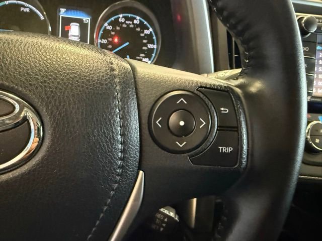 Used 2016 Toyota RAV4 XLE AWD/4WD image 17