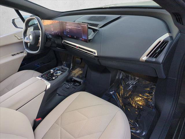 Used 2023 BMW iX xDrive50 AWD/4WD image 24