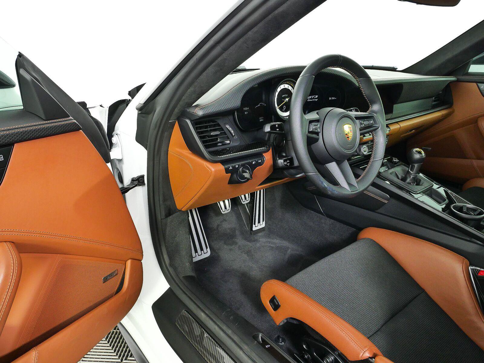Certified 2024 Porsche 911 GT3 RWD image 8
