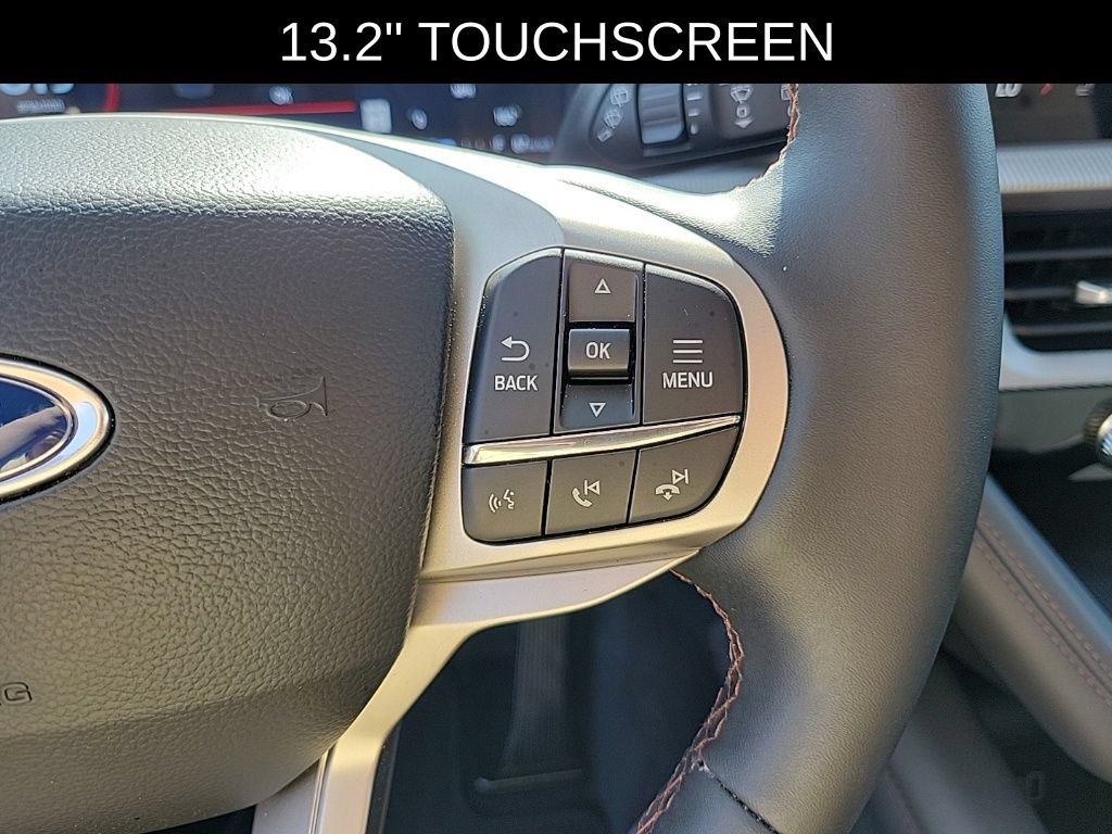 Used 2026 Ford Explorer Active AWD/4WD image 23