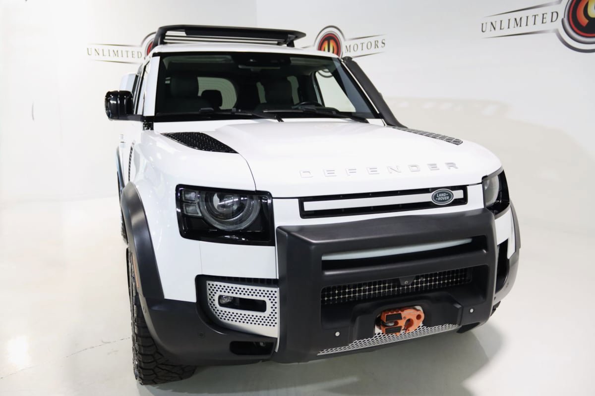 Used 2020 Land Rover Defender 110 SE AWD/4WD image 23