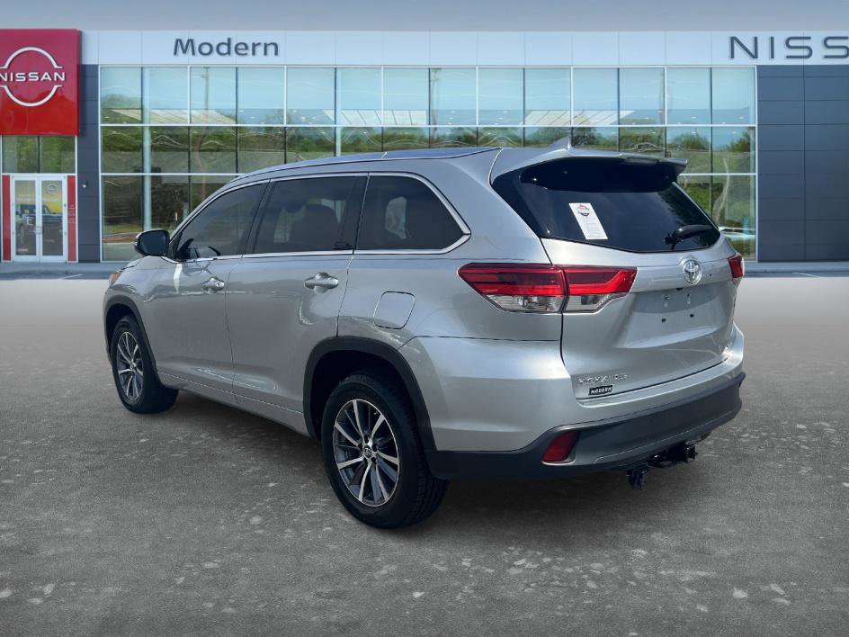 Used 2018 Toyota Highlander XLE FWD image 7