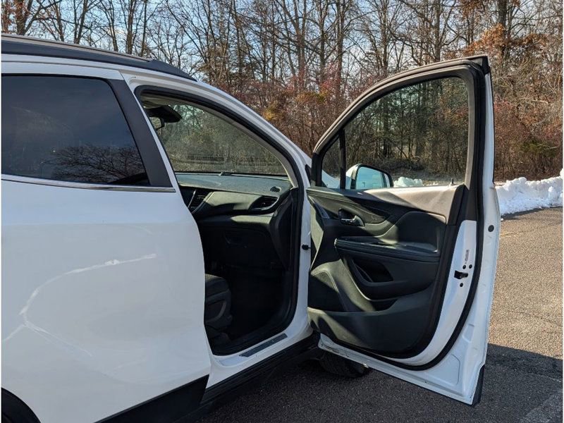 Used 2018 Buick Encore Preferred FWD image 11