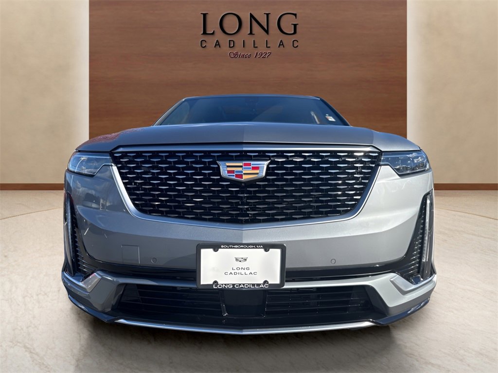 Certified 2025 Cadillac XT6 Premium Luxury w/ Platinum Package image 8