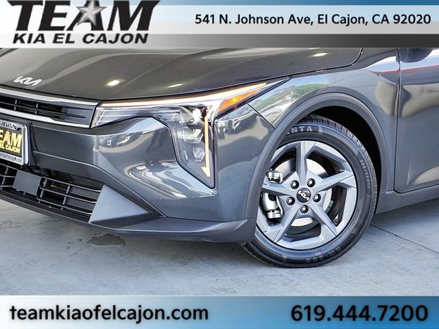 Certified 2025 Kia K4 FWD image 3