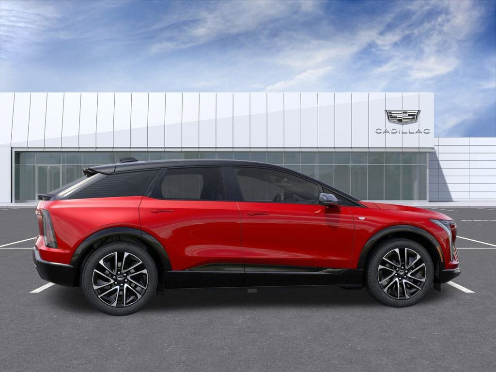 New 2026 Cadillac Optiq Sport 1 w/ LPO, Floor Liner Package image 5