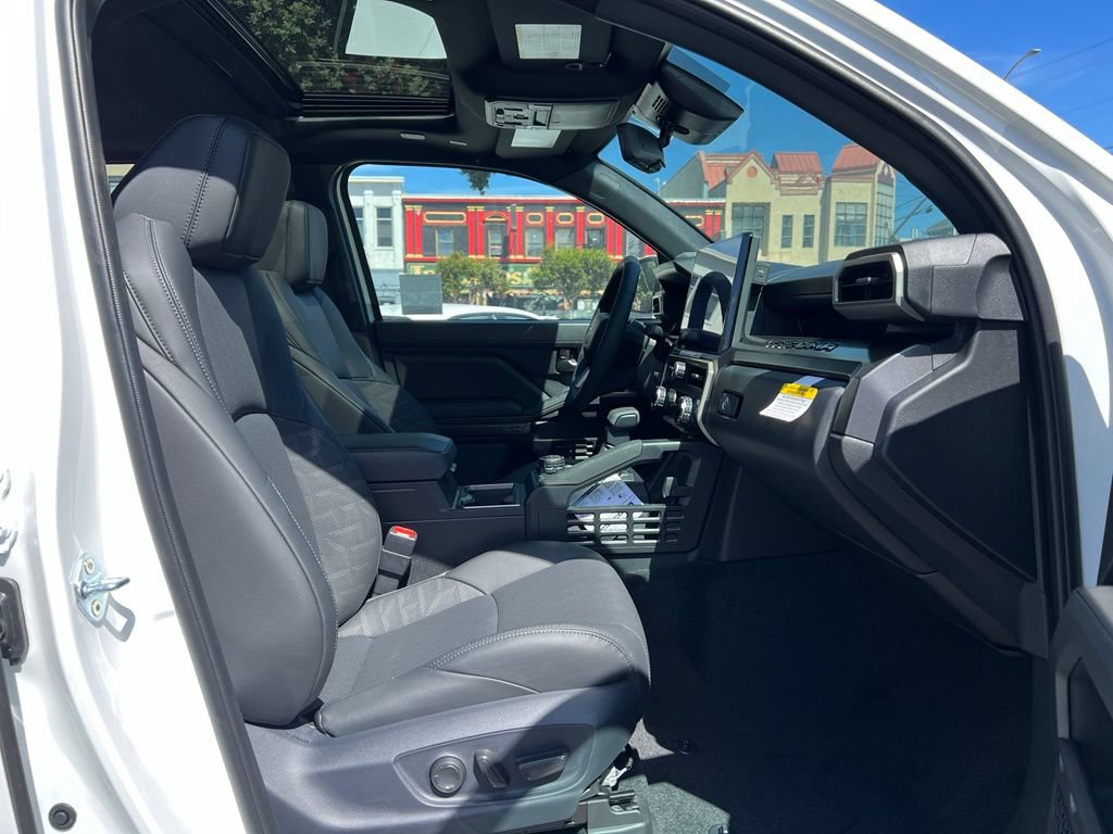 New 2026 Toyota Tacoma TRD Off-Road w/ TRD Off Road Premium Package AWD/4WD image 16