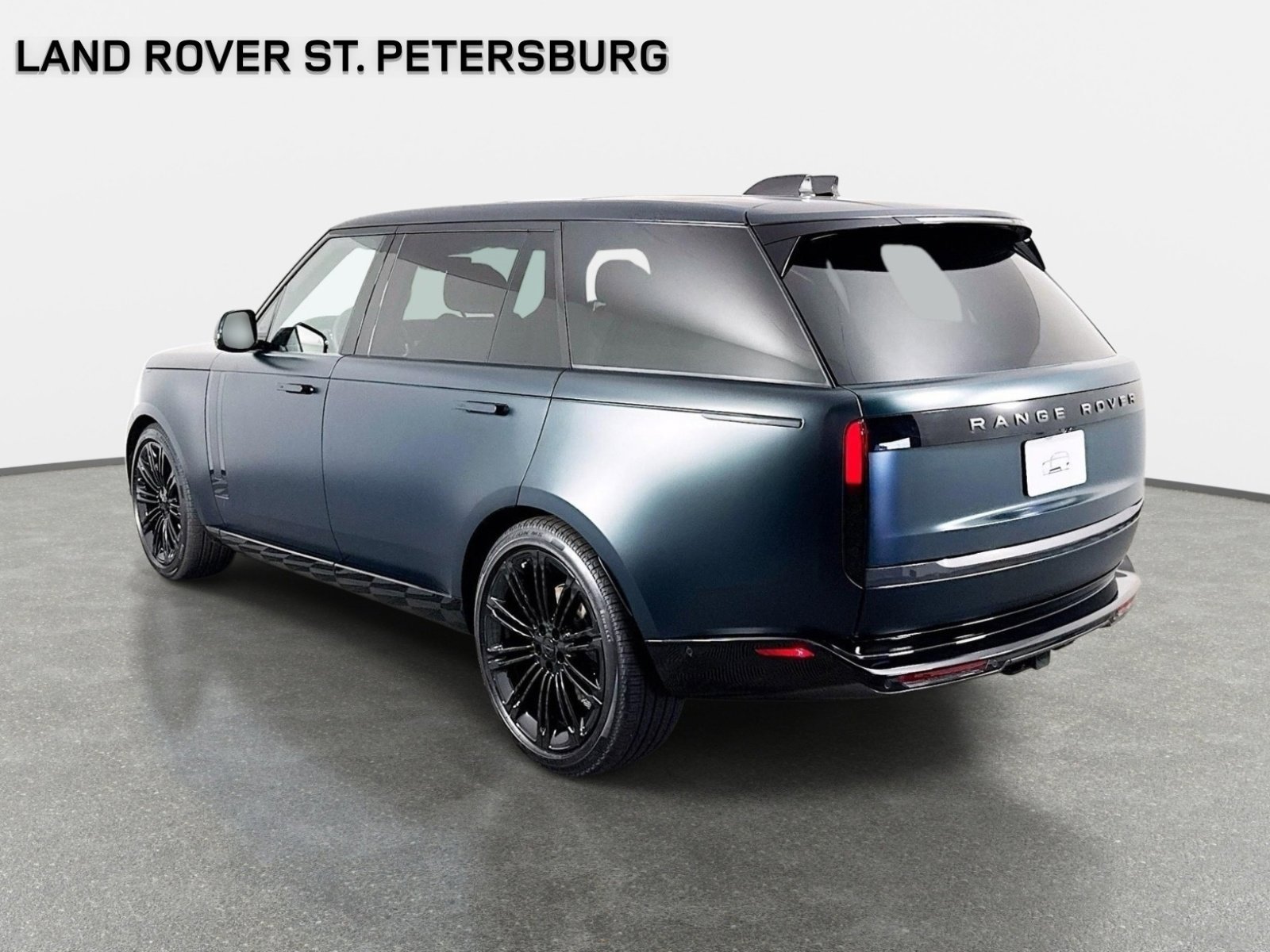 New 2026 Land Rover Range Rover Long Wheelbase SE AWD/4WD image 7