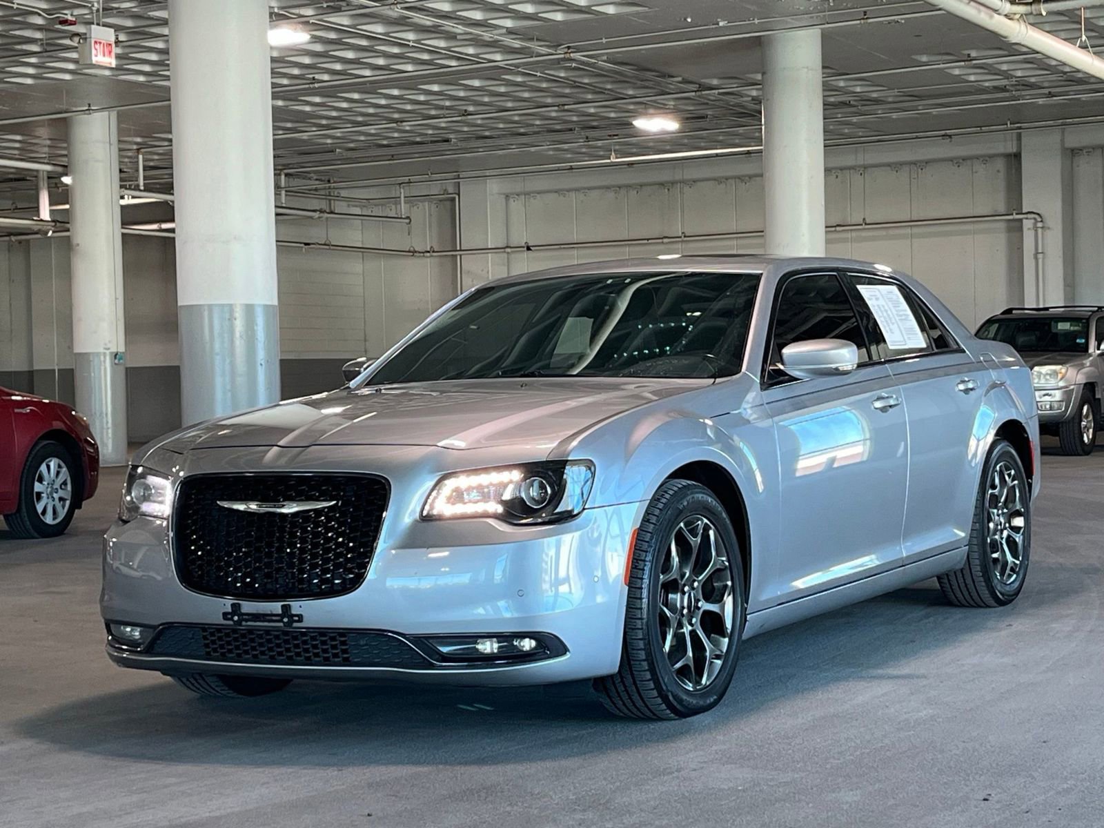 Used 2016 Chrysler 300 S w/ 300S Premium Group AWD/4WD image 4
