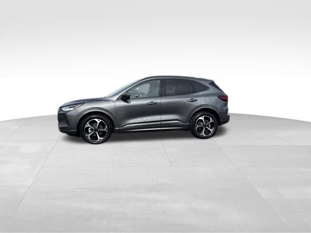 Certified 2023 Ford Escape ST-Line Select w/ Tech Pack #2 AWD/4WD image 2